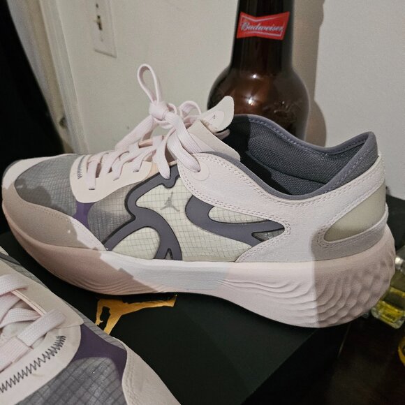 Mens shoes - Picture 1 of 3